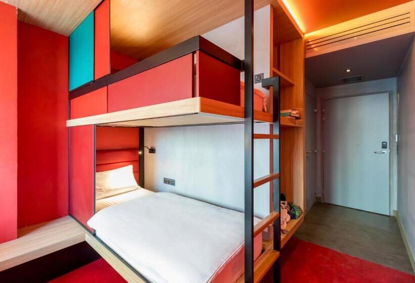 Chambre Quadruple Standard, Yooma Urban Lodge Tour Eiffel