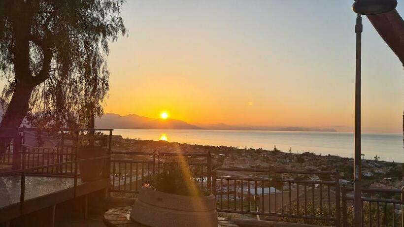 غرفة قياسية رباعية مطلة على البحر, Belvedere Rent Rooms