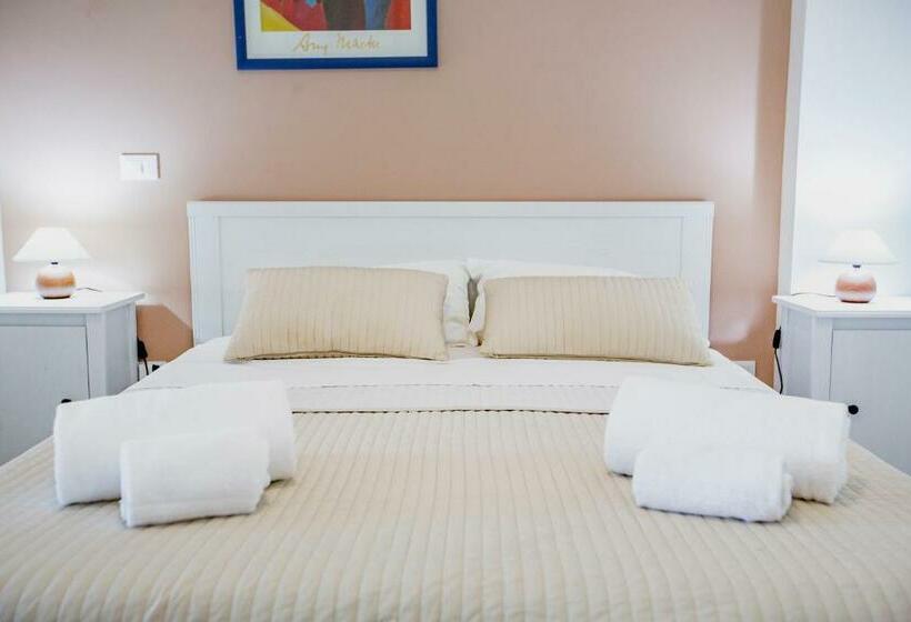 غرفة قياسية رباعية مطلة على البحر, Belvedere Rent Rooms