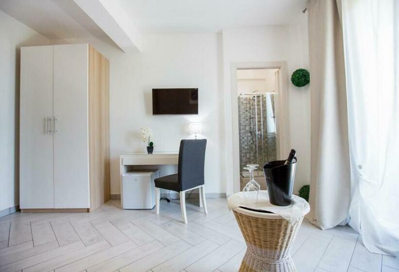 חדר סטנדרט לארבעה נוף לים, Belvedere Rent Rooms