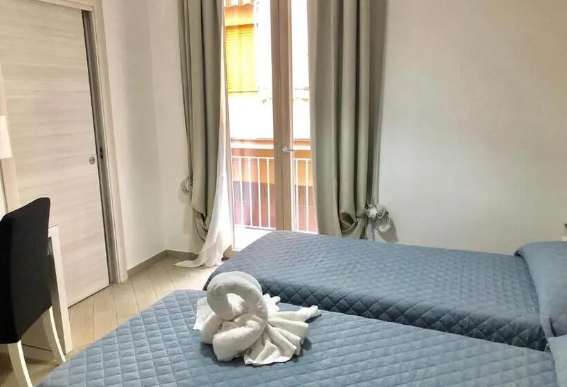 اتاق لوکس با بالکن, Belvedere Rent Rooms