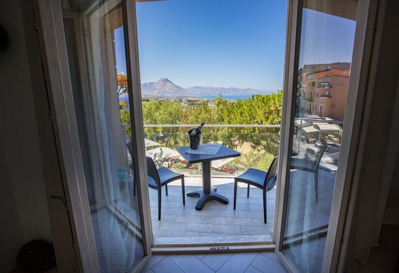 Четырехместный Номер Стандарт Вид на Море, Belvedere Rent Rooms