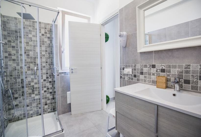 غرفة قياسية رباعية مطلة على البحر, Belvedere Rent Rooms