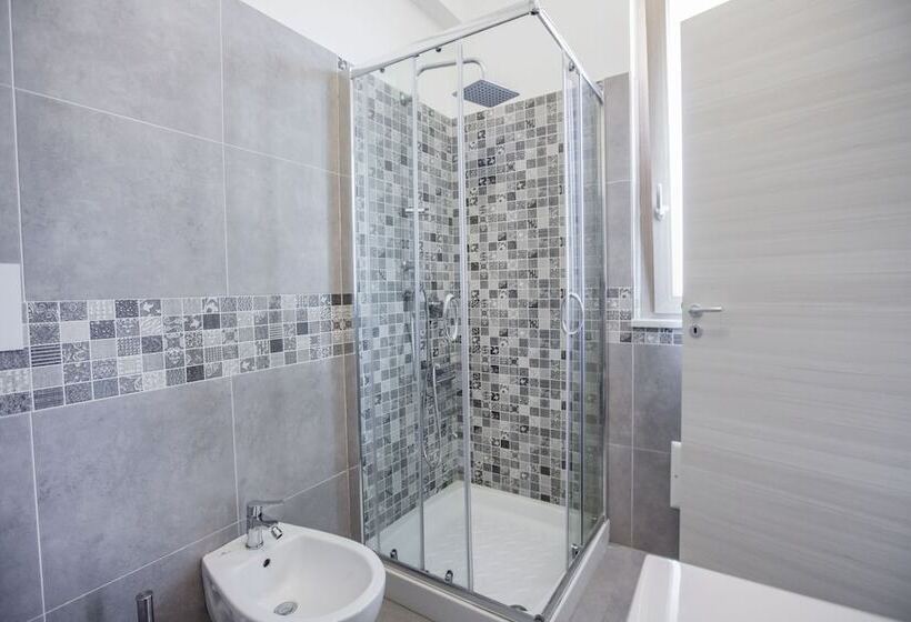 חדר סטנדרט לארבעה נוף לים, Belvedere Rent Rooms