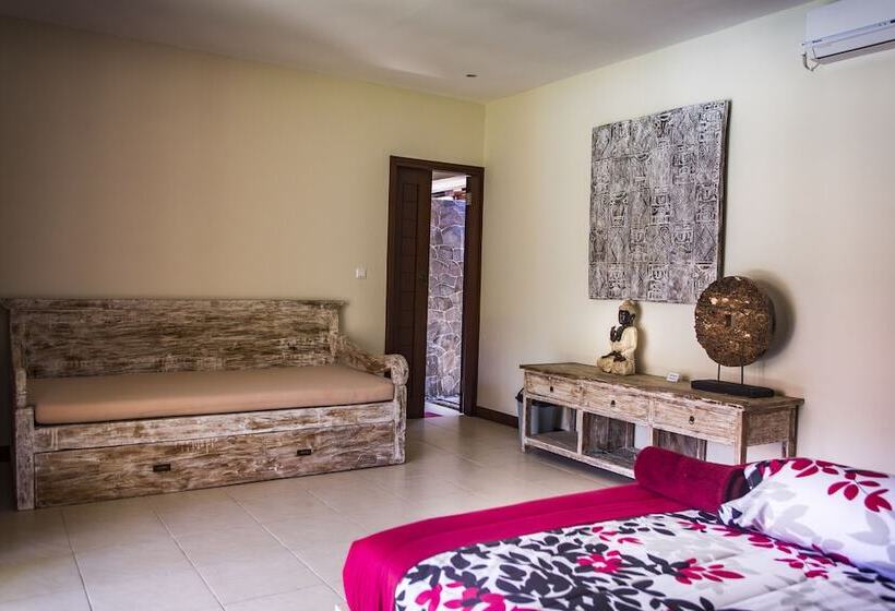 חדר משפחתי, Mimpi Nyata By Phocéa