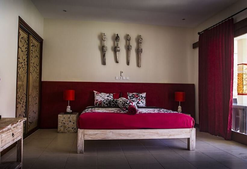 חדר משפחתי, Mimpi Nyata By Phocéa