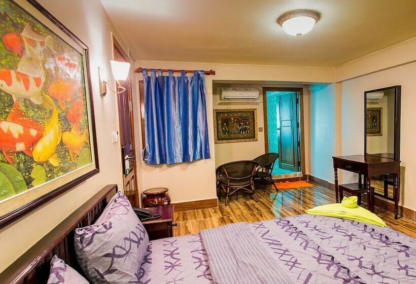 스위트, Domrai Boutique Resort