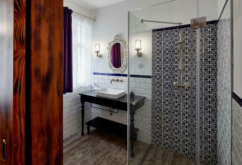 חדר סטנדרט, Maison Bistro &