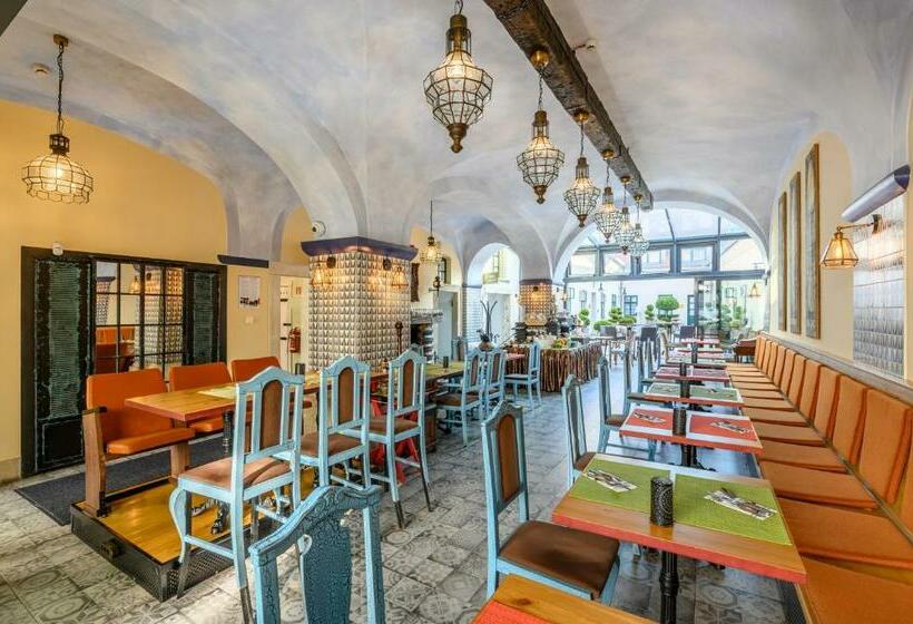 חדר דלוקס, Maison Bistro &