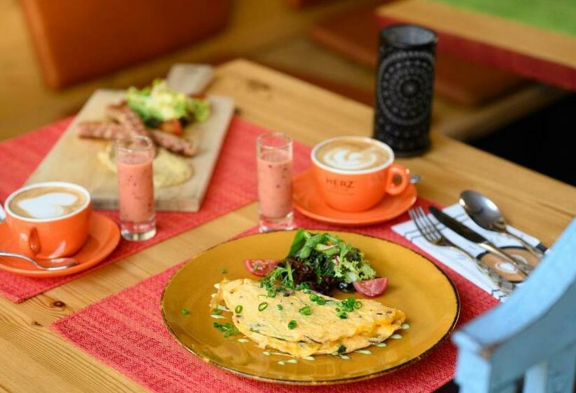 חדר דלוקס, Maison Bistro &