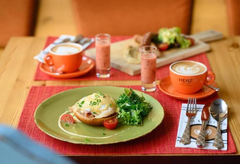 חדר דלוקס, Maison Bistro &