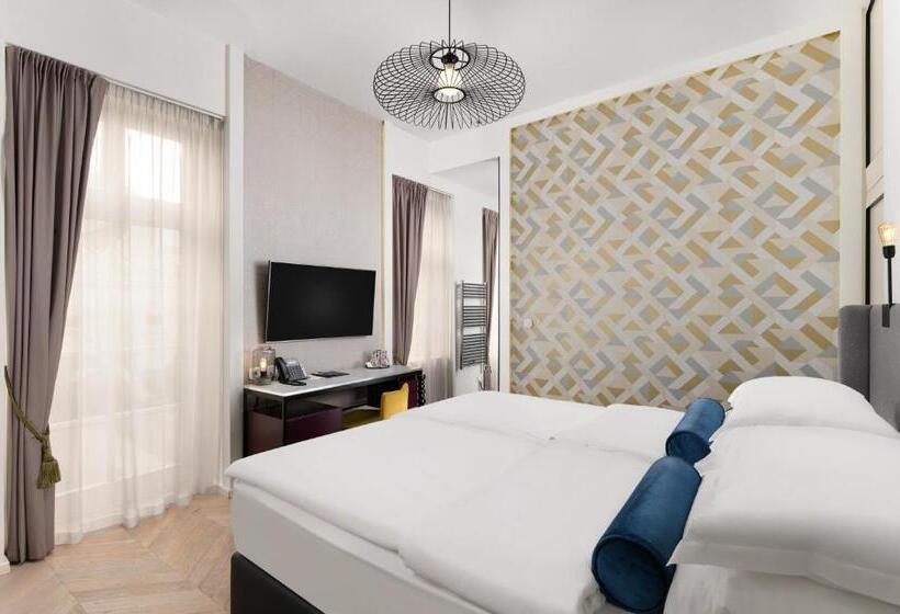 חדר בסיסי, Maison Bistro &