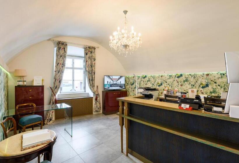 חדר דלוקס, Maison Bistro &