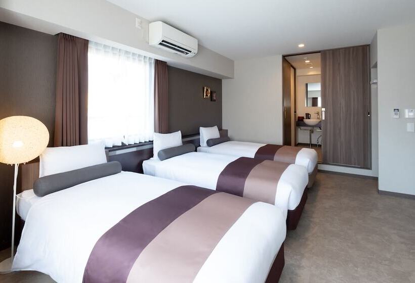 اتاق لوکس سه تخته, Sonezaki Luxe