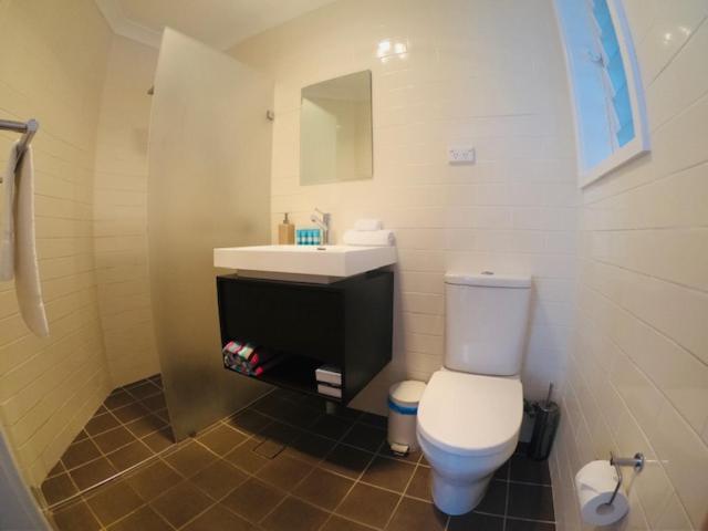 חדר בסיסי, Jervis Bay Mariners