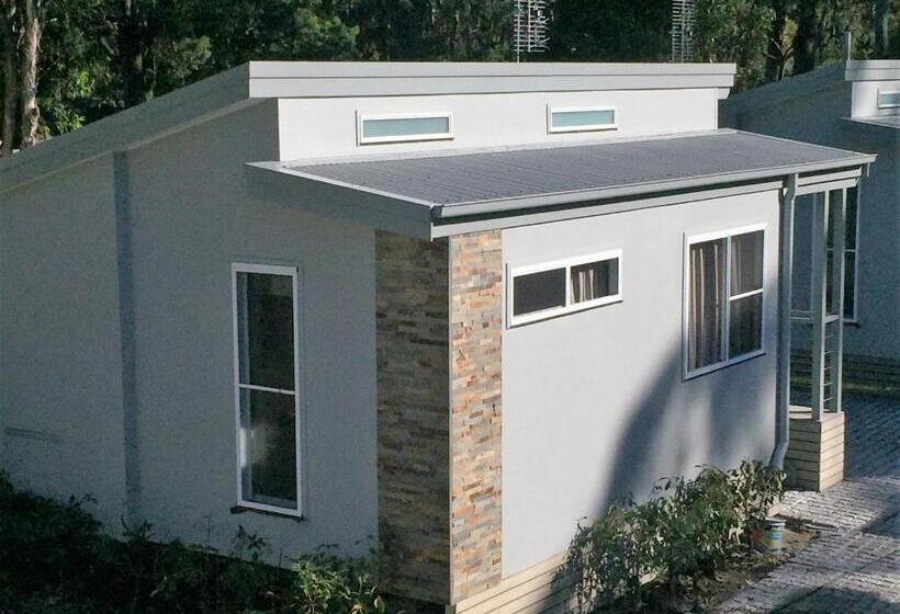 בקתה דלוקס, Jervis Bay Mariners