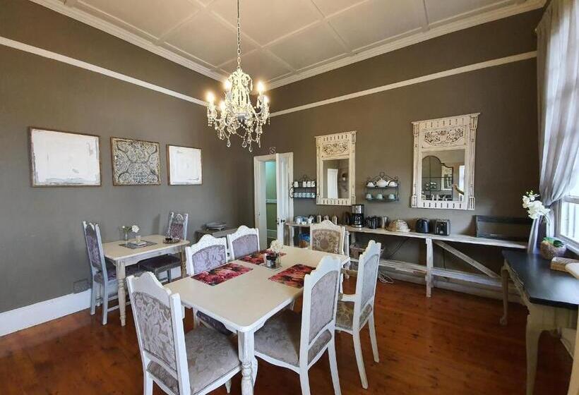 חדר משפחתי, Waterhouse Guest Lodge In Muckleneuk