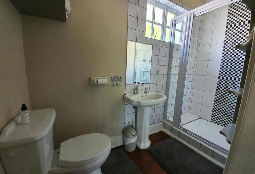 חדר סטנדרט, Waterhouse Guest Lodge In Muckleneuk