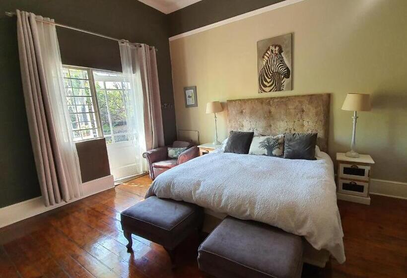 חדר משפחתי, Waterhouse Guest Lodge In Muckleneuk