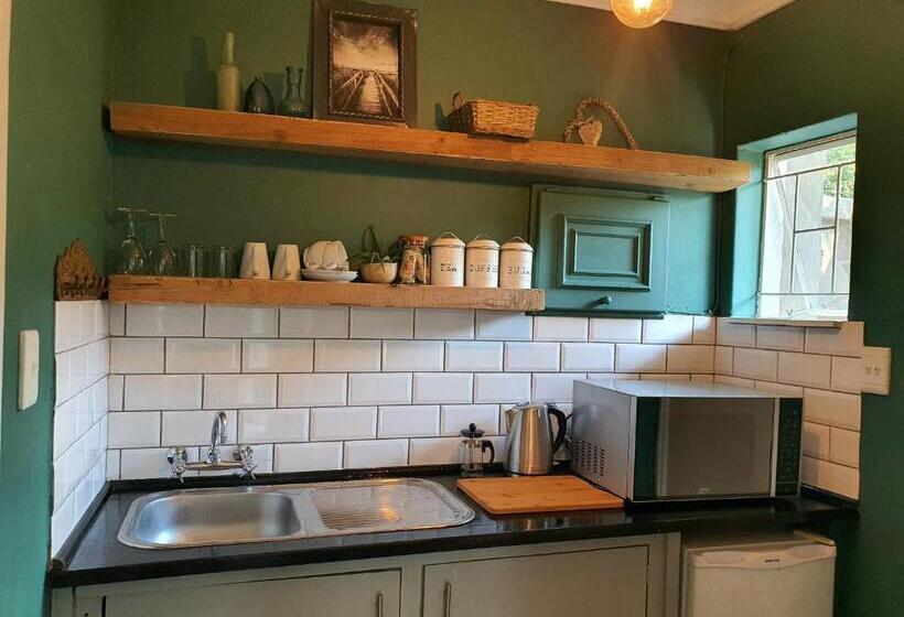 חדר סטנדרט, Waterhouse Guest Lodge In Muckleneuk