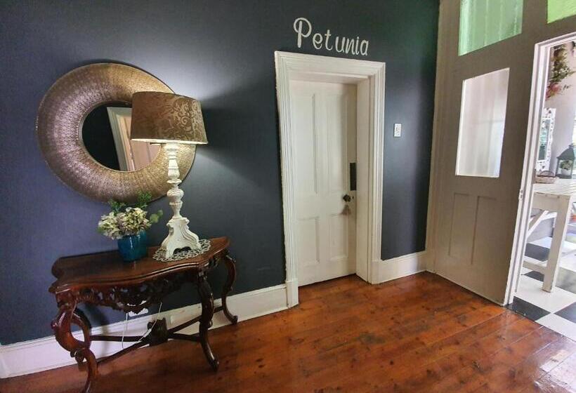 חדר סטנדרט, Waterhouse Guest Lodge In Muckleneuk