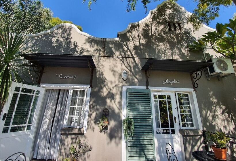 חדר סטנדרט, Waterhouse Guest Lodge In Muckleneuk