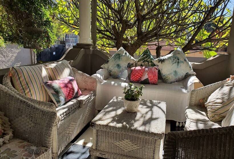 חדר סטנדרט, Waterhouse Guest Lodge In Muckleneuk