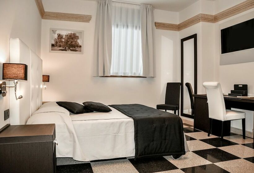 חדר סופריור, Bhb