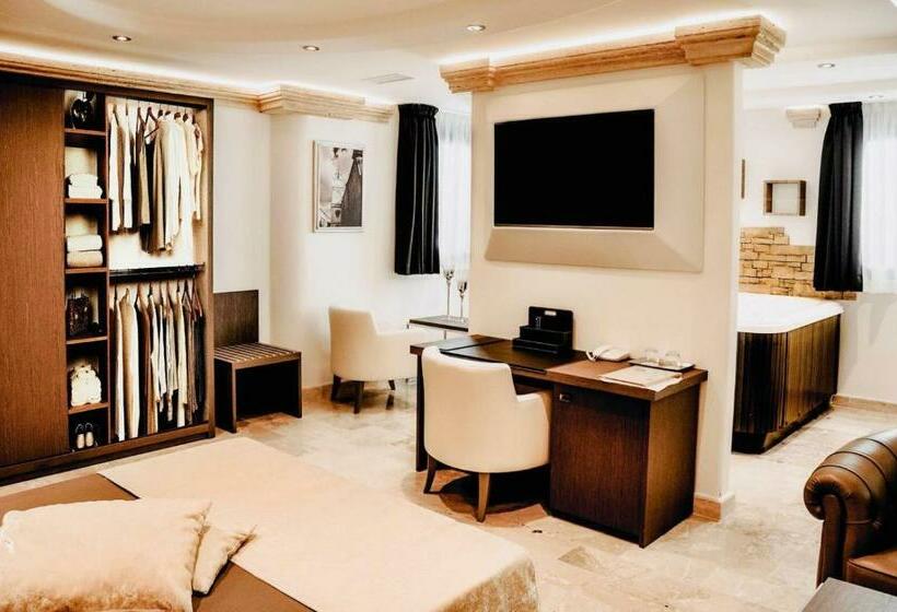 סוויטה דלוקס, Bhb