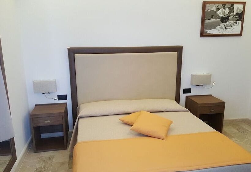 חדר סופריור, Bhb