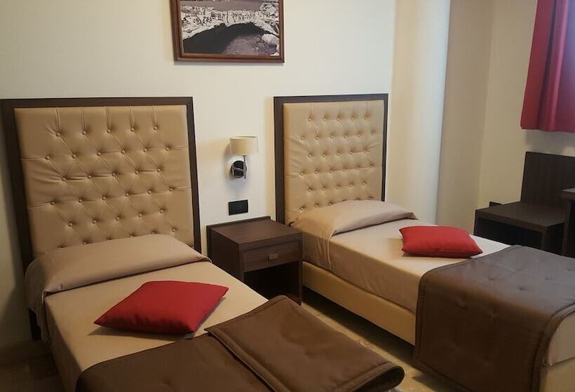 חדר סופריור, Bhb