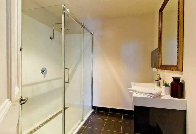 Standard Yhden Hengen Huone, Deloraine