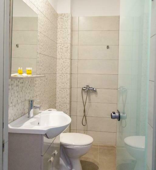 غرفة قياسية, Lux