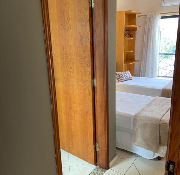 スーペリアールーム, Marge