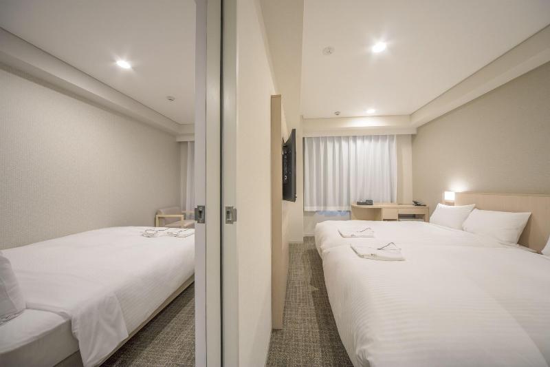 Номер Стандарт Смежный, Sotetsu Fresa Inn Kyotohachijoguchi