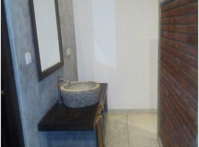 Standardzimmer, No Name Rest