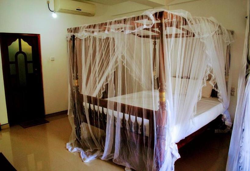 Standardzimmer, No Name Rest