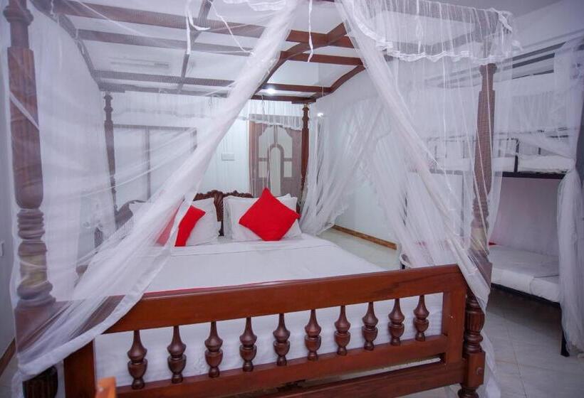 Familienzimmer, No Name Rest