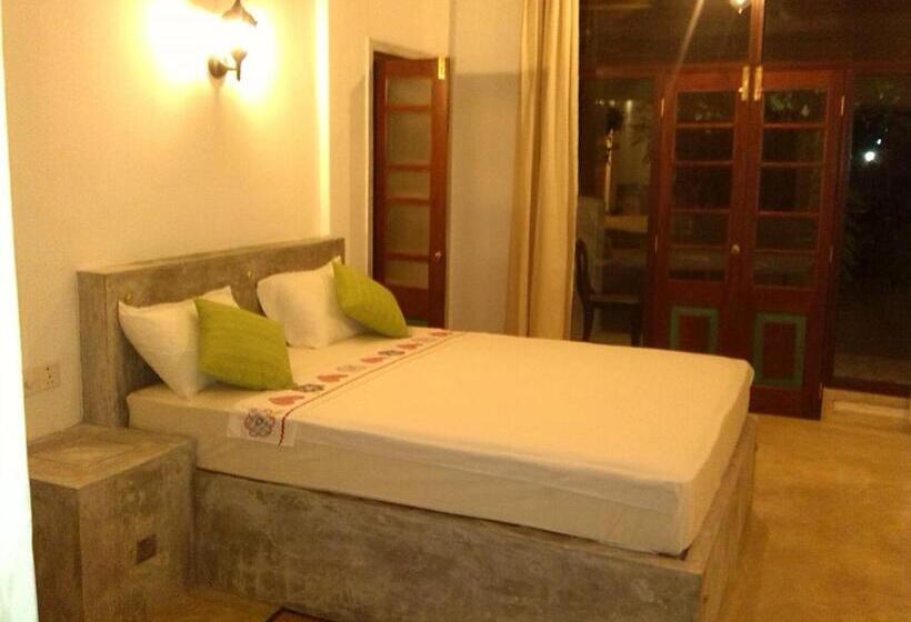 Familienzimmer, No Name Rest