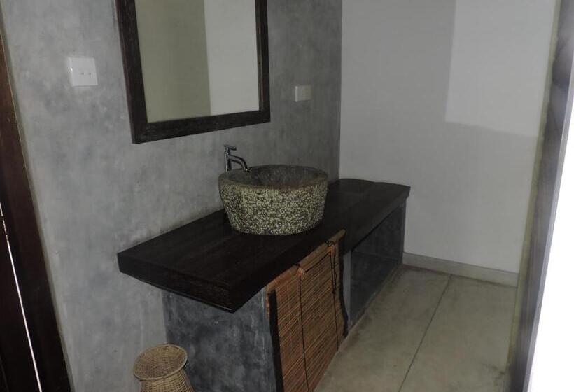 Familienzimmer, No Name Rest