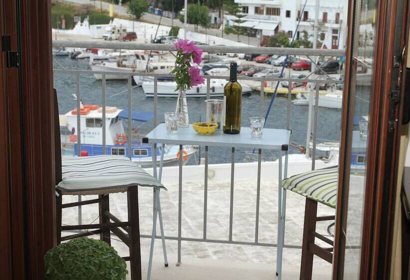 חדר סטנדרט, Lykomides