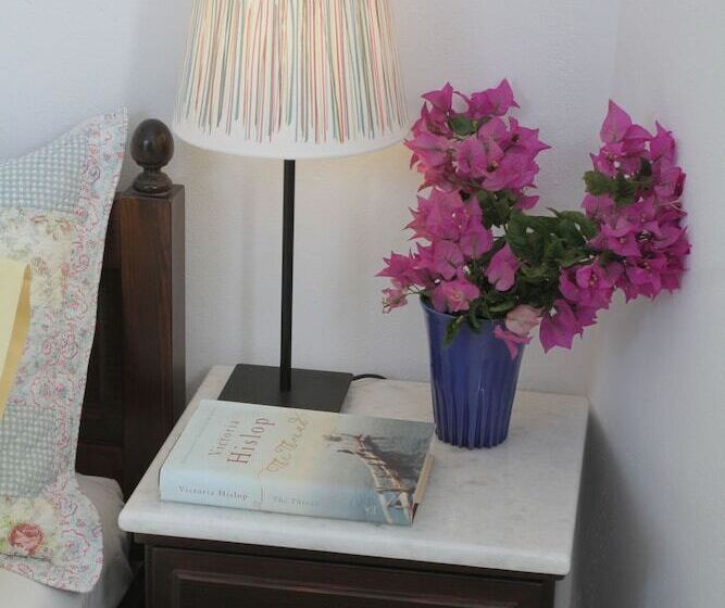 חדר סטנדרט, Lykomides