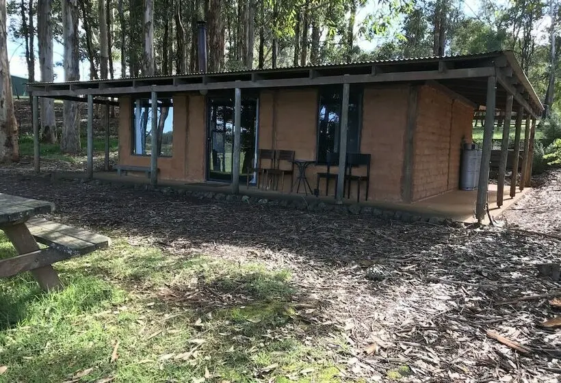 Talo 2 Makuuhuonetta, Pump Hill Farm Cottages
