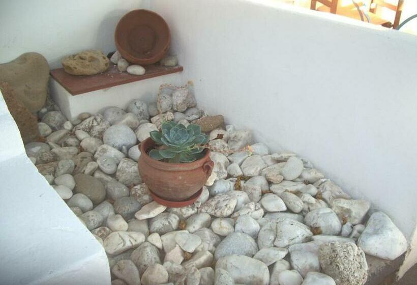 اتاق استاندارد, Skyros Panorama Studios