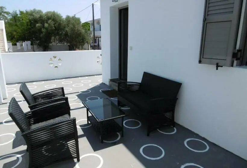 スタンダードルーム, Skyros Panorama Studios