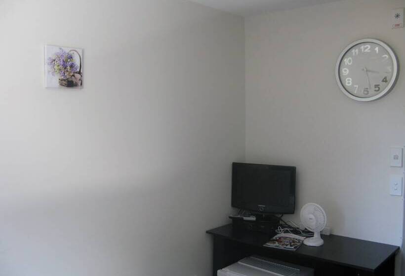 이코노미 룸 공용욕실, Greenlane Motel