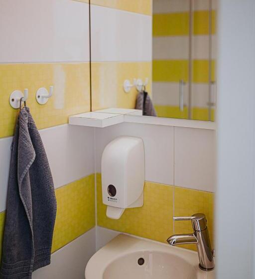 חדר סופריור, Private Rooms At Hostel63