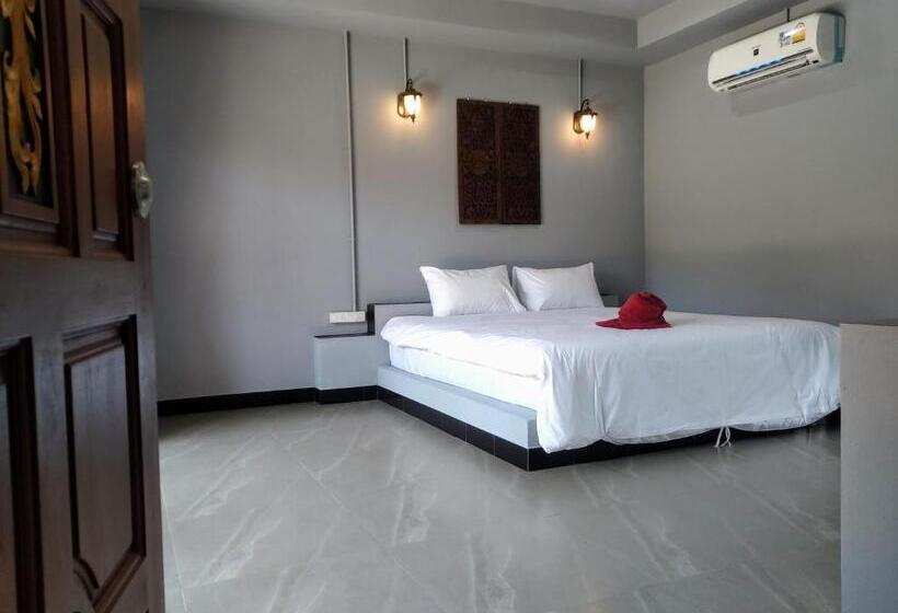 Quarto Estandar Comunicado, Chomview Resort