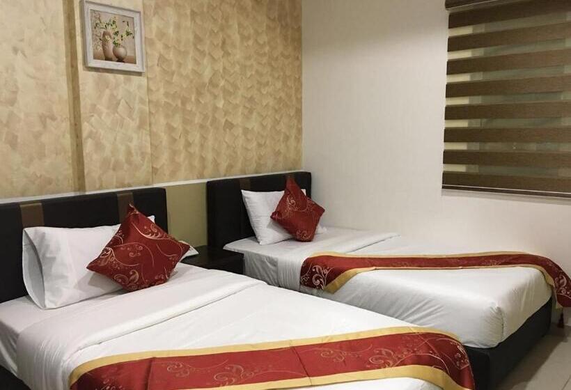 Номер Deluxe, Global Inn