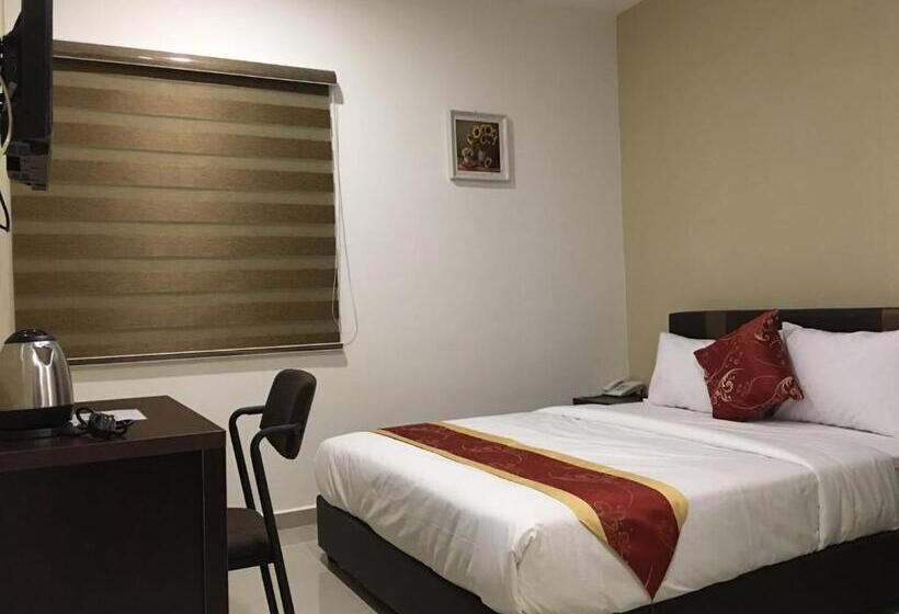 Номер Deluxe, Global Inn